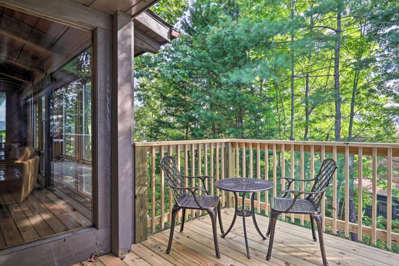 Upscale Gatlinburg Cabin Deck, Fire Pit And Hot Tub Exterior foto